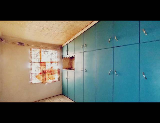 2 BEDROOM FREESTANDING FOR SALE IN BOMBAY HEIGHTS